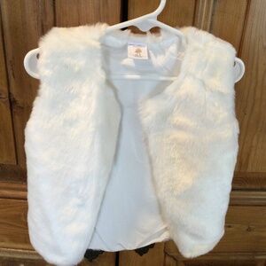 Starting Out White Faux Fur Vest, Size 24 months,
